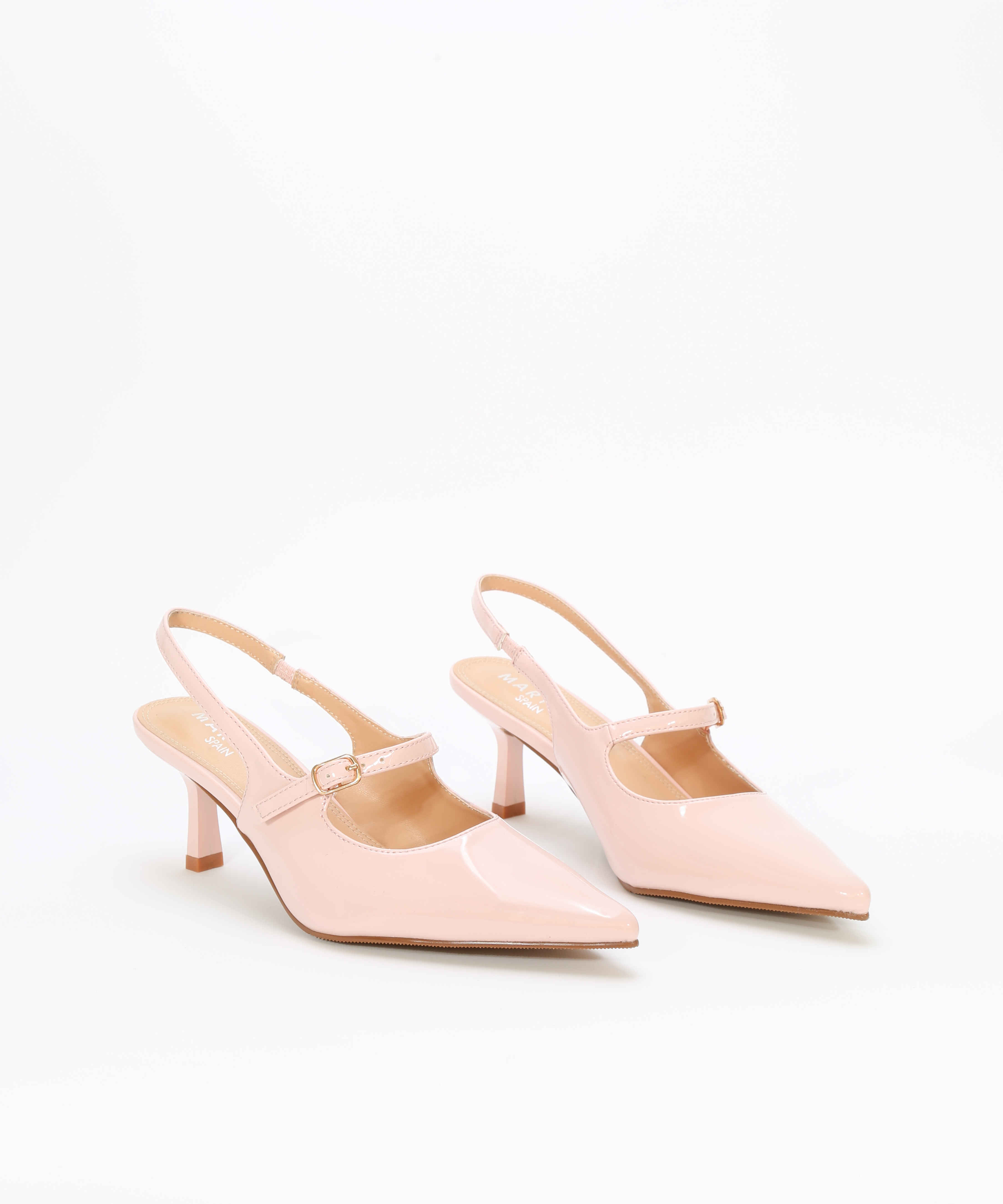 Zapato tac&oacute;n destalonado hebilla image number null